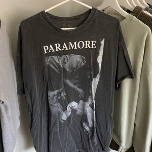 paramore graphic tee